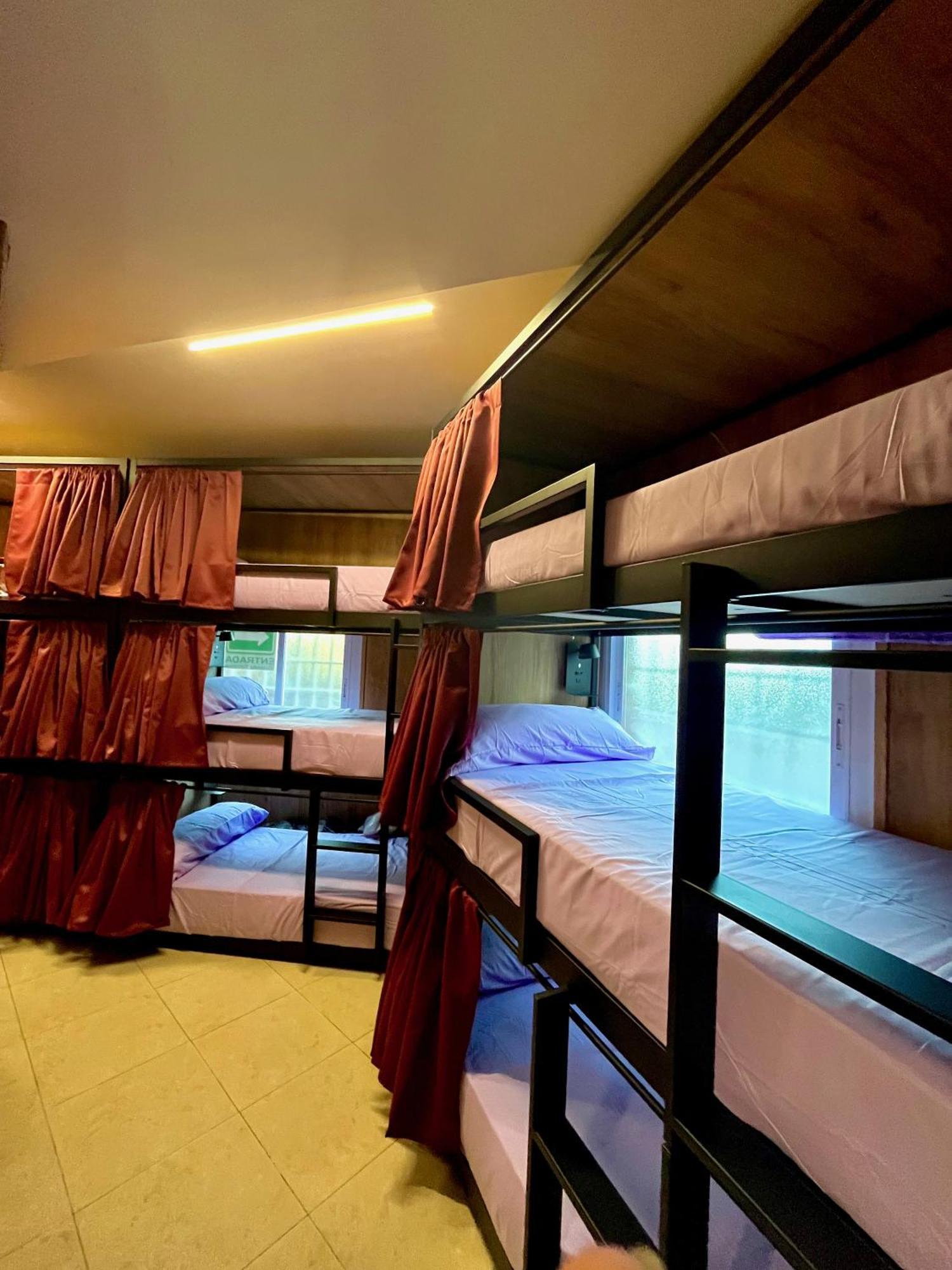 Hostel Vida Verde Madrid Extérieur photo