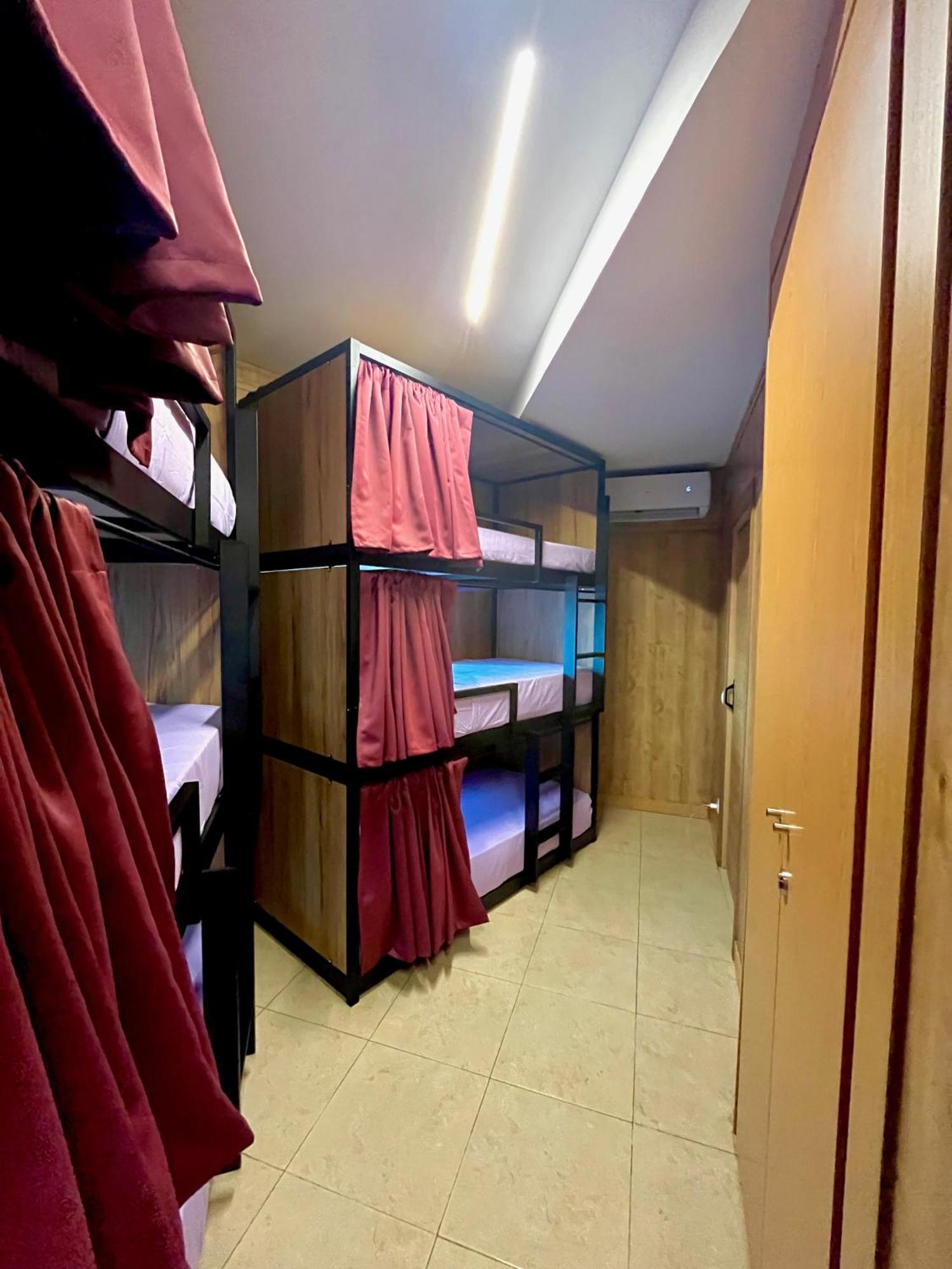 Hostel Vida Verde Madrid Extérieur photo