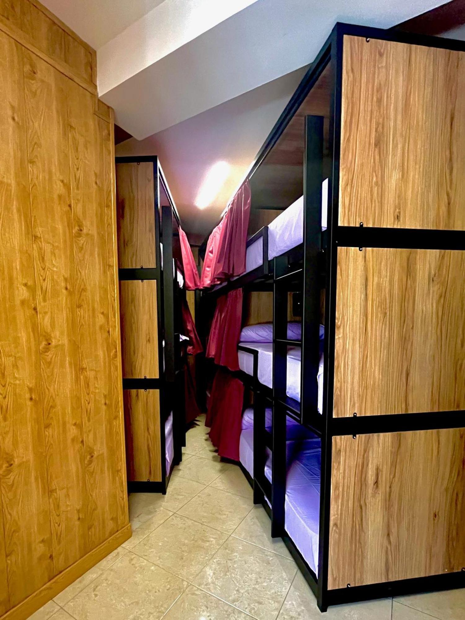 Hostel Vida Verde Madrid Extérieur photo